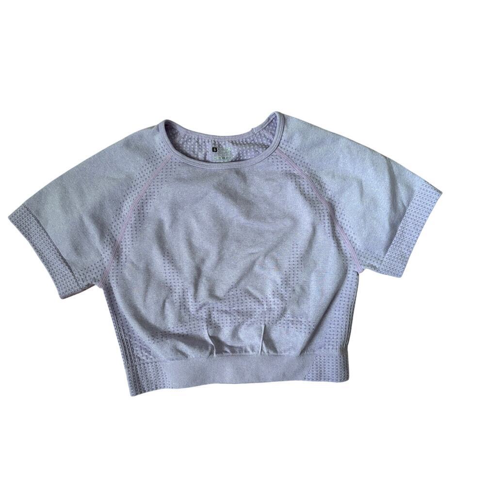 Women’s Seamless Lavender Crop Top Size Small Open Back Athletic Yoga Gym Shirt - Picture 2 of 3
